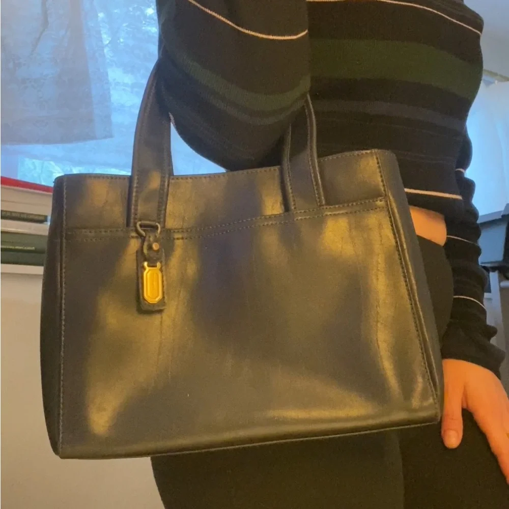 Black Leather Handbag Liz Claiborne - Picture 7 of 8